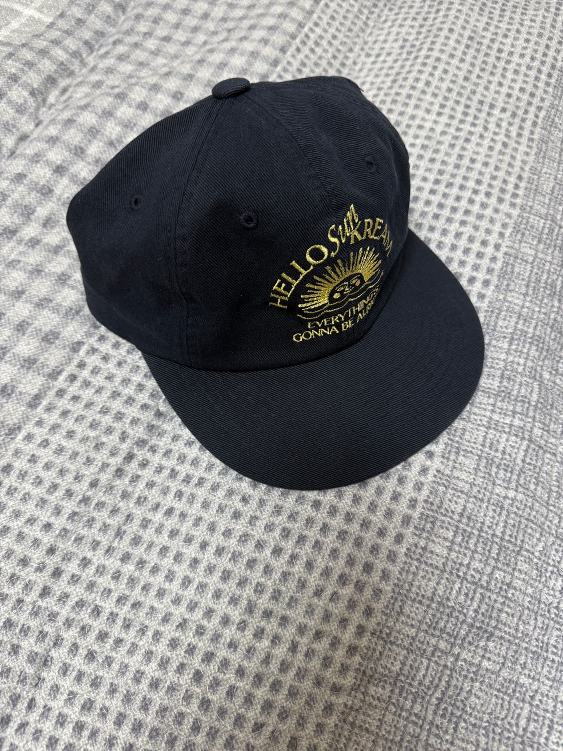 헬로썬라이즈 x KREAM 콜라보 모자 상품이미지1