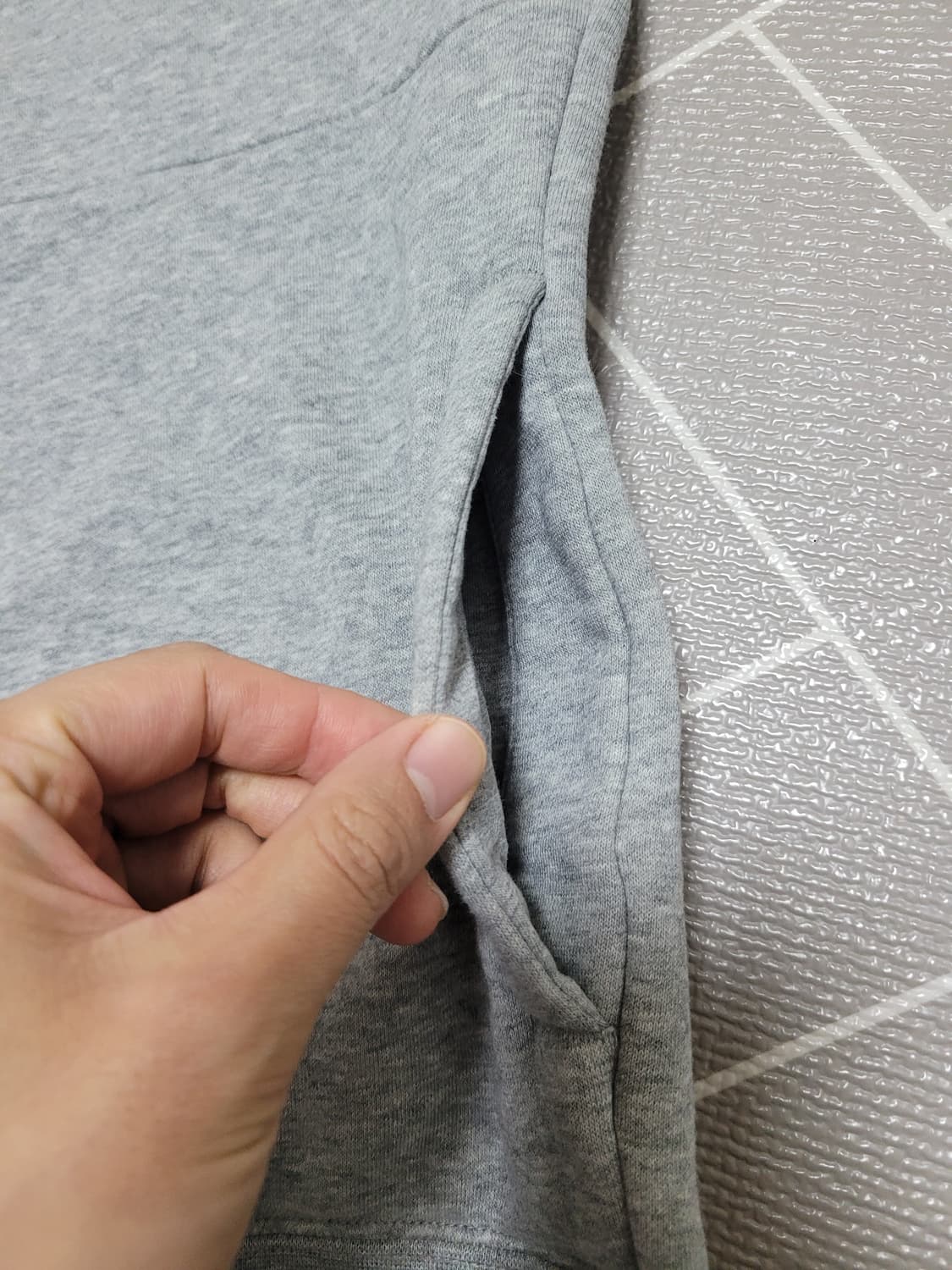 나이키 클럽 브러쉬드 백 하프집 풀오버 M 상품이미지5