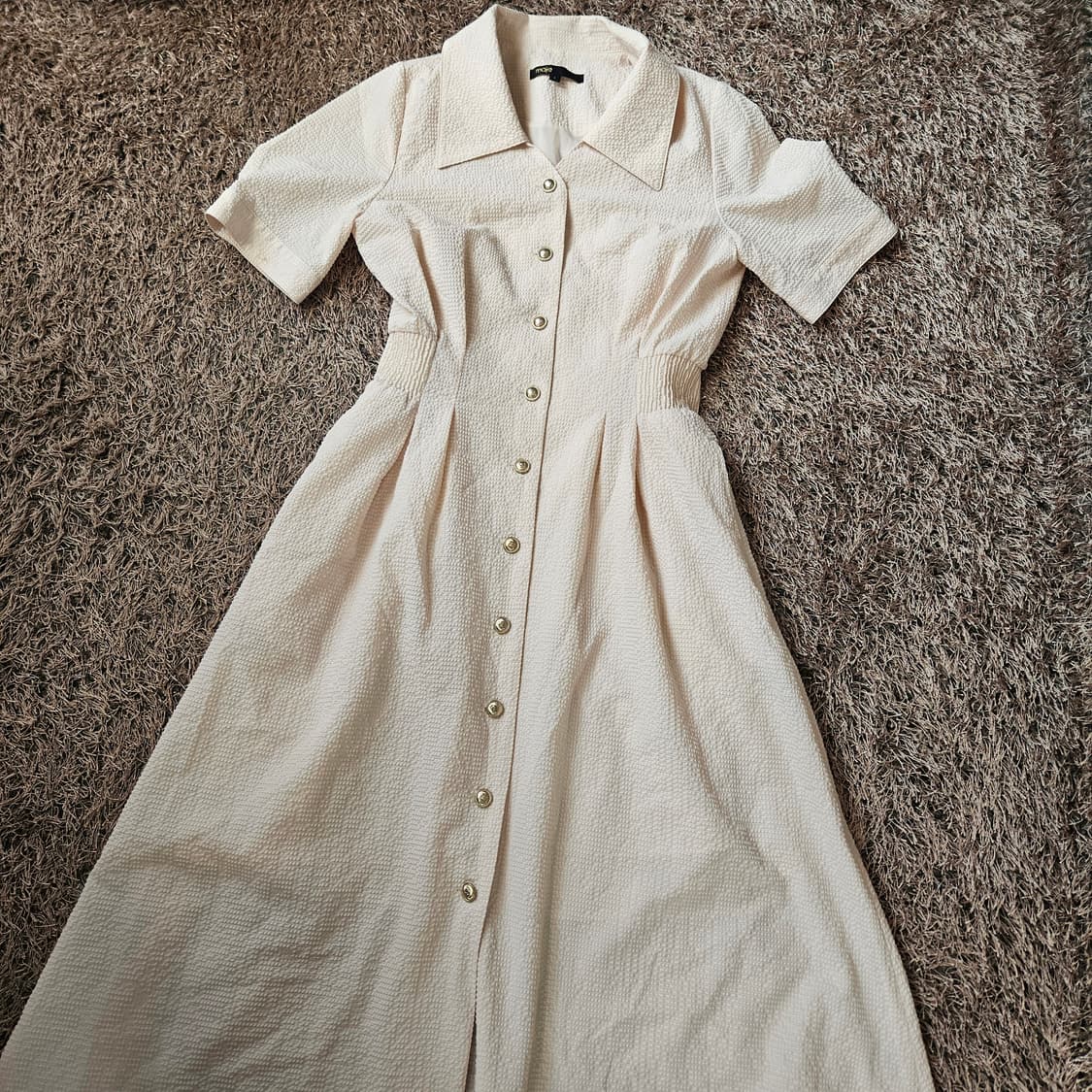 마쥬(Maje) 22ss 엠보 카라넥 롱 원피스 1size 상품이미지2