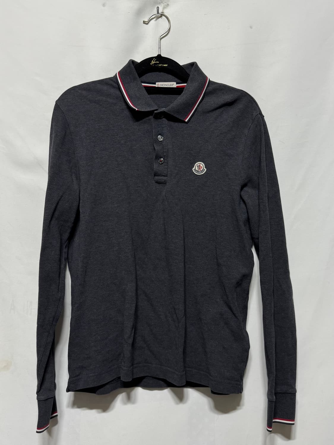 M 몽클레어 긴팔 카라티 상품이미지1