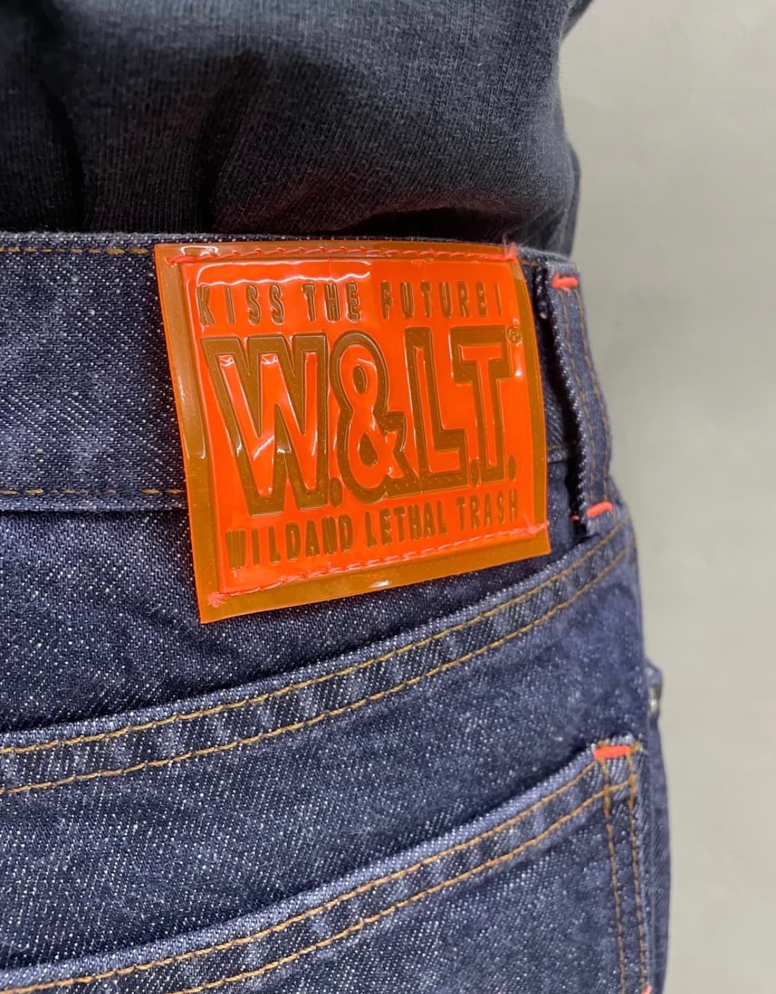 월터 반 베이렌동크 데님 진 상품이미지4