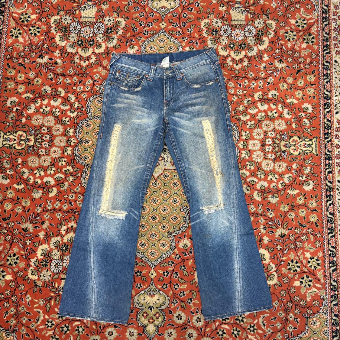 [32] 트루릴리전 JOEY 조이 데미지 부츠컷 데님 팬츠 상품이미지1