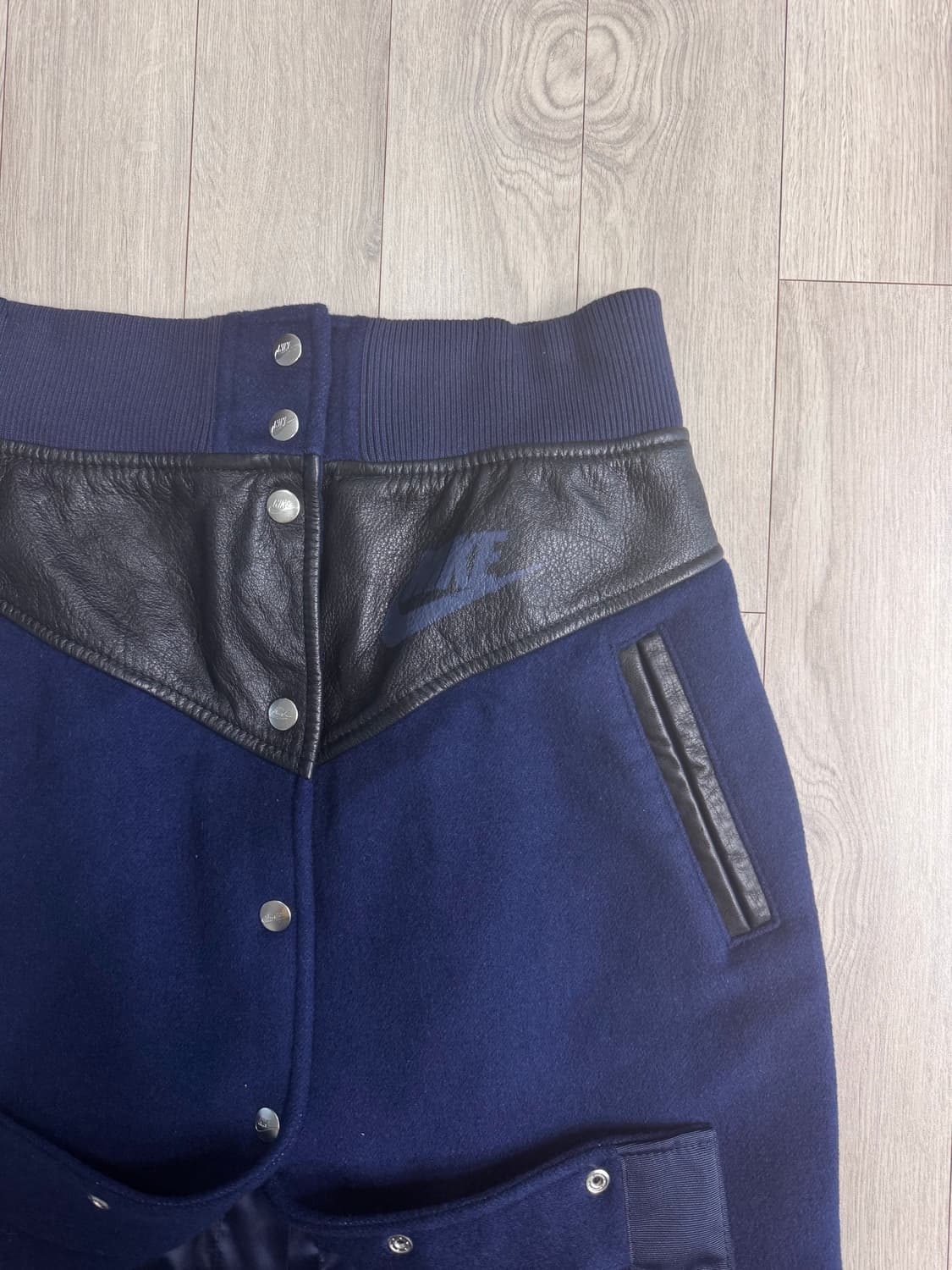 사카이 나이키 윈드러너 스커트 네이비 상품이미지4