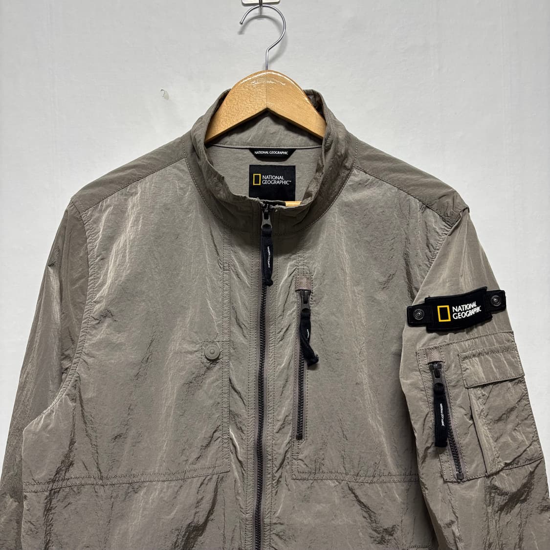 내셔널지오그래픽 나일론 와펜 바람막이 상품이미지2