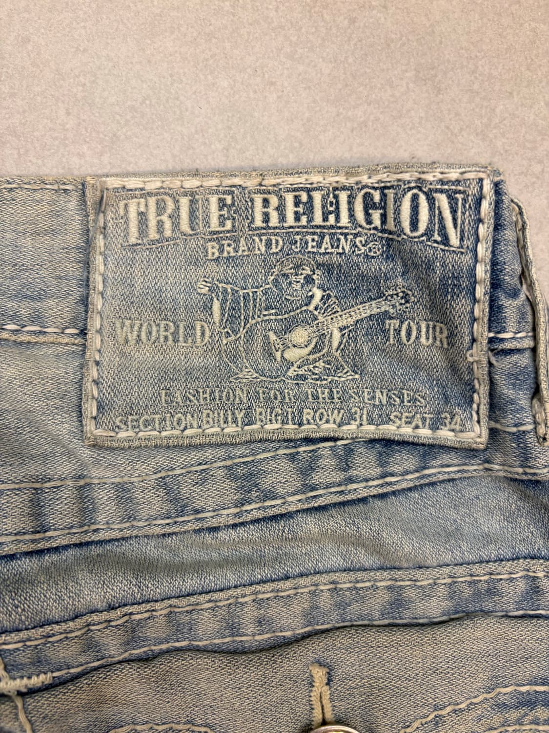 트루릴리전 BIG T ROW 세미 부츠컷 데님 상품이미지5