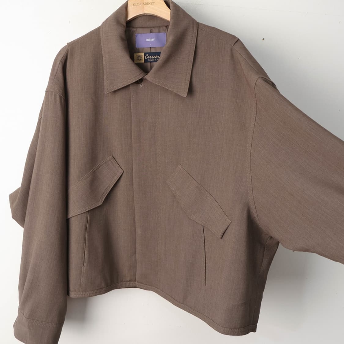 100/미나브 아뜰리에 오버핏 크롭 카르맨 자켓 상품이미지5