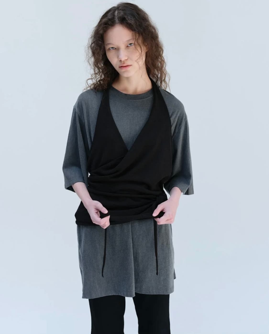 새상품) 리포스 LINEN HALTERNECK KNIT TOP 블랙 상품이미지2