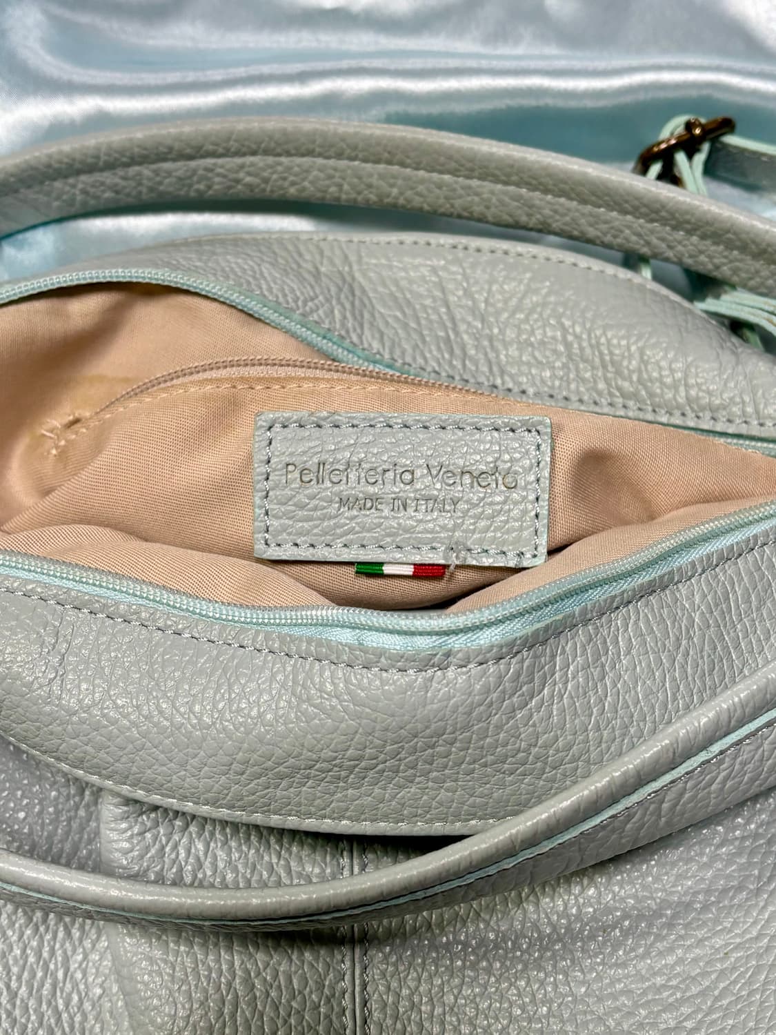 Pelletteria Veneta 빈티지 민트 티파니 블루 가죽 크로스백 상품이미지6