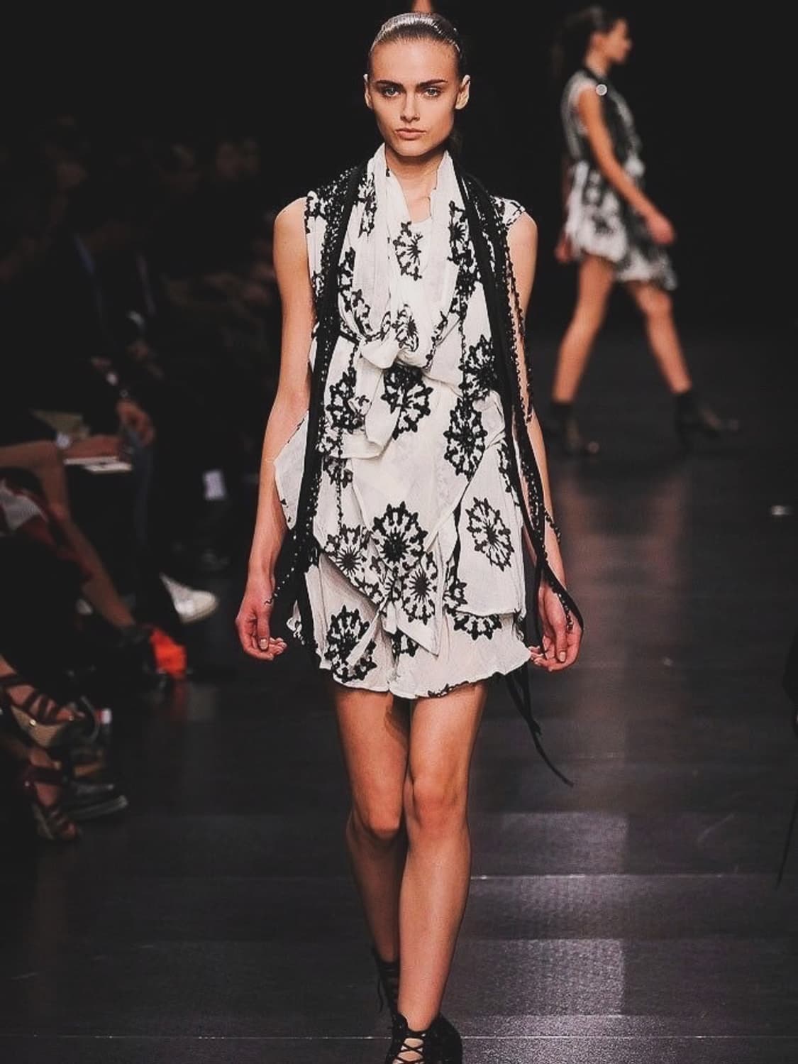 앤드뮐미스터 09ss 린넨 스카프 상품이미지1