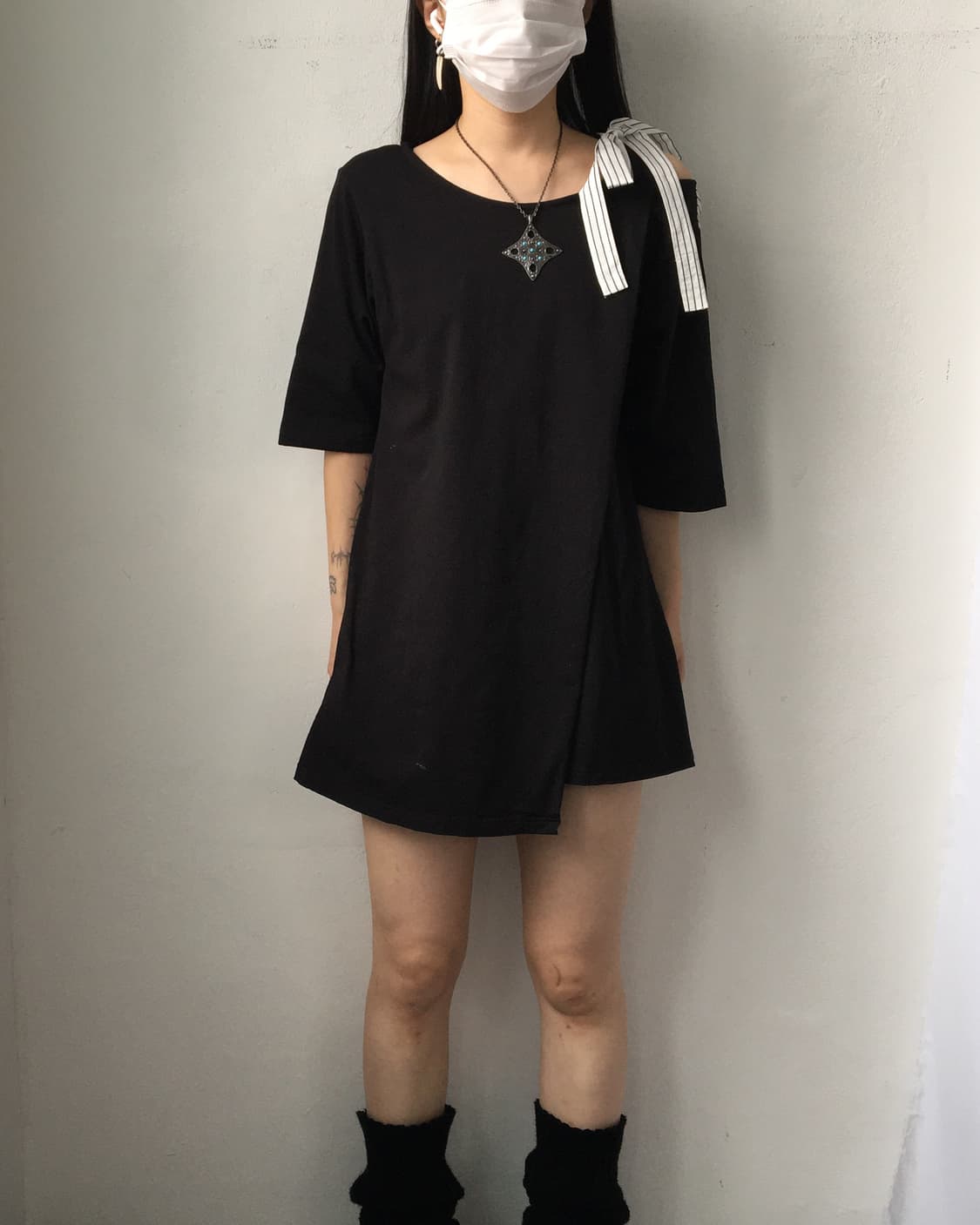 Ribbon cut off wrap point top 상품이미지7