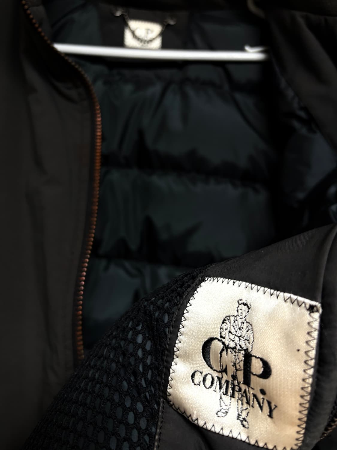 CP 컴퍼니 렌즈 붐버자켓 상품이미지6