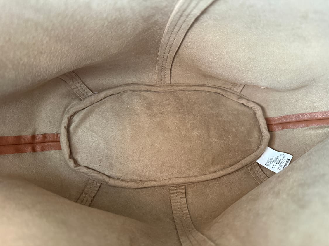 님버스 숄더백 미디움 (2번 착용/ 거의새상품) 상품이미지5