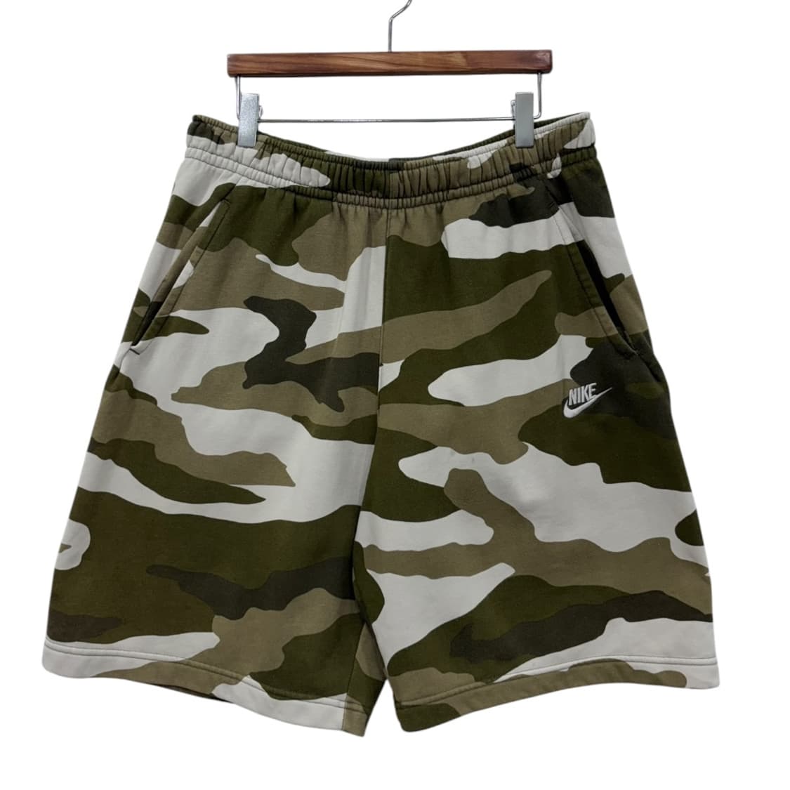 나이키 카모패턴 쇼츠 상품이미지1