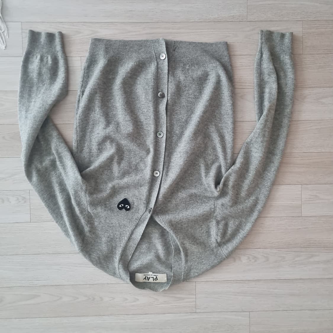 꼼데가르송 가디건 L 팝니다. 상품이미지2