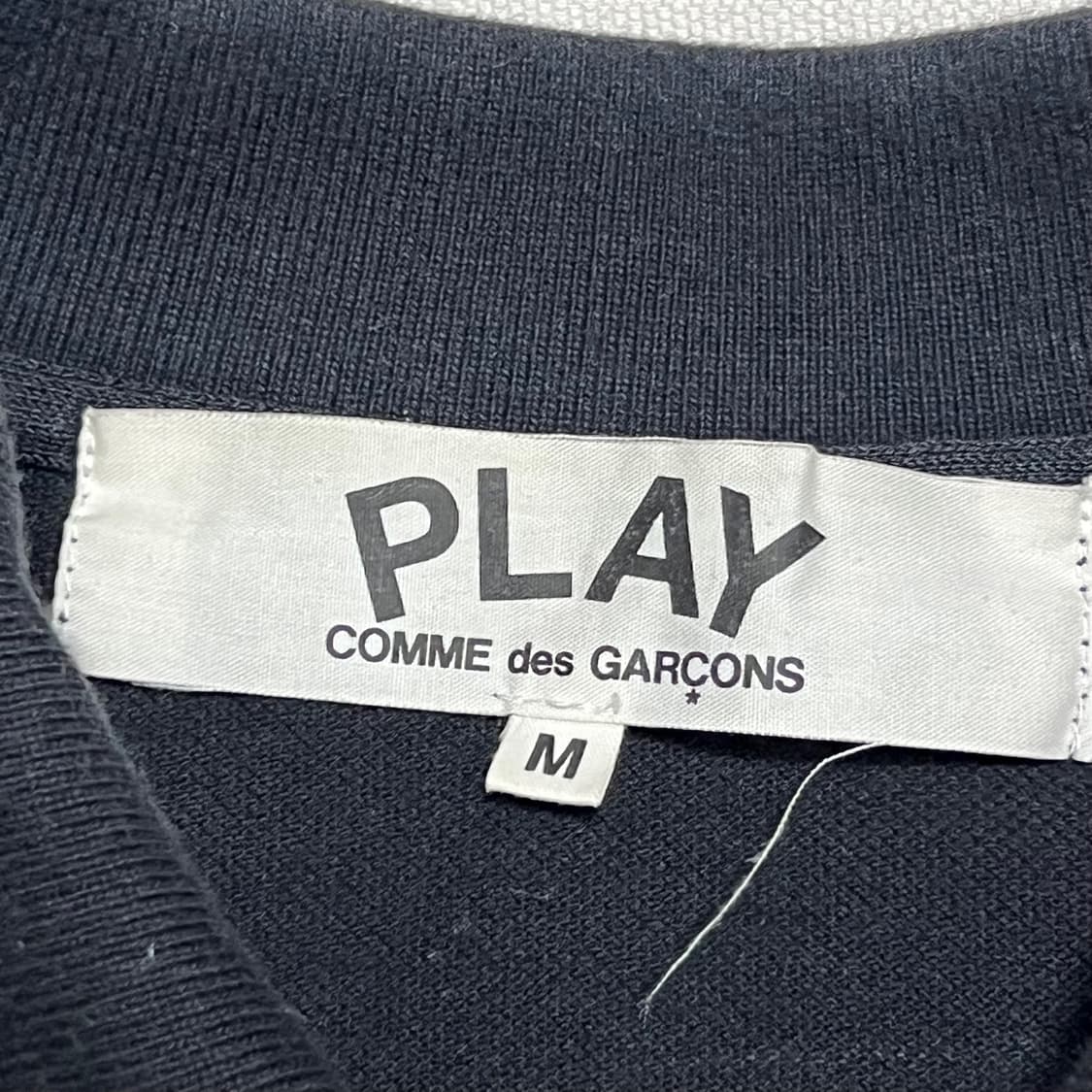 M 꼼데가르송 레드 하트 와펜 카라 티셔츠 상품이미지3