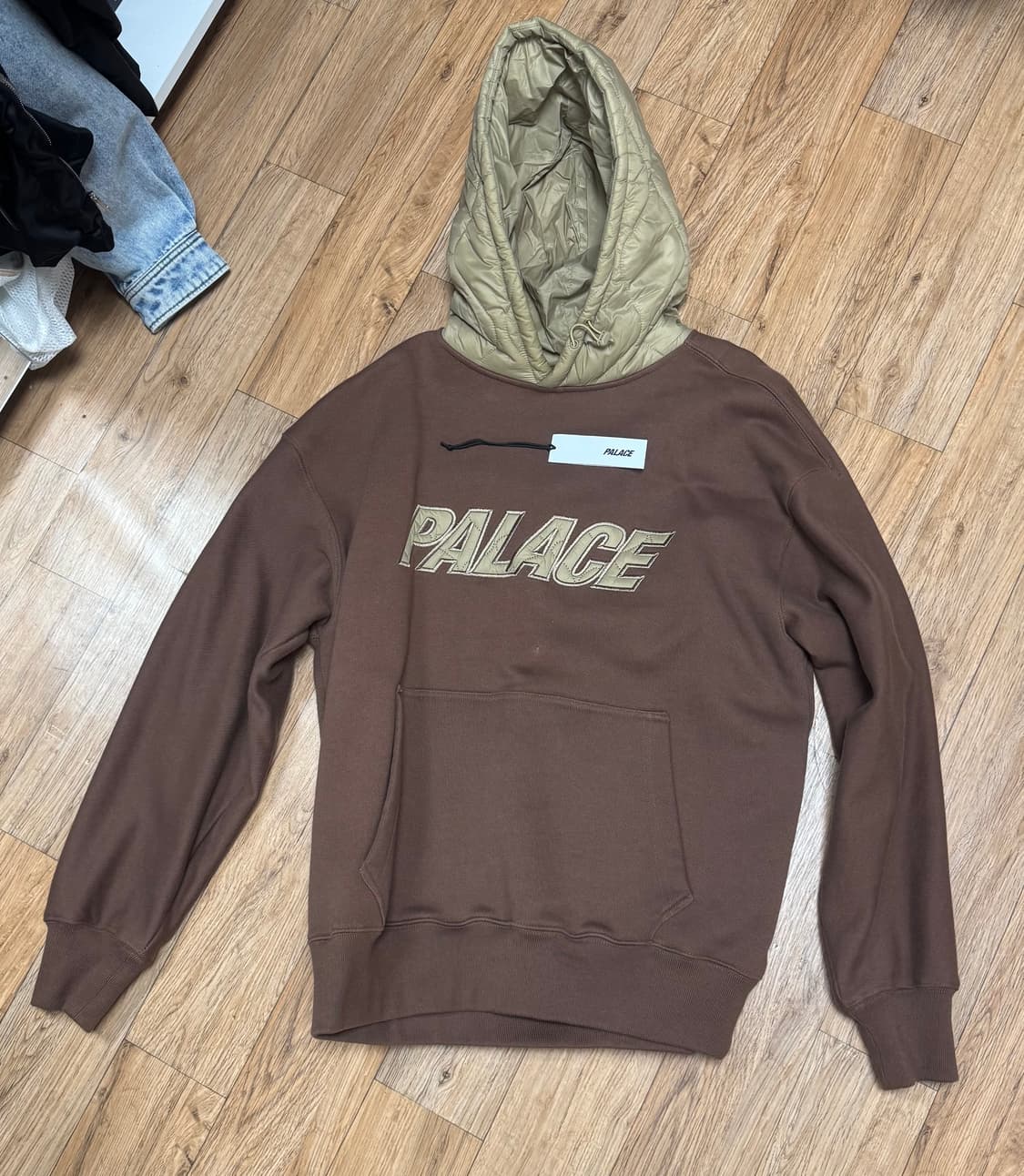 PALACE 후드 팝니다. 상품이미지1