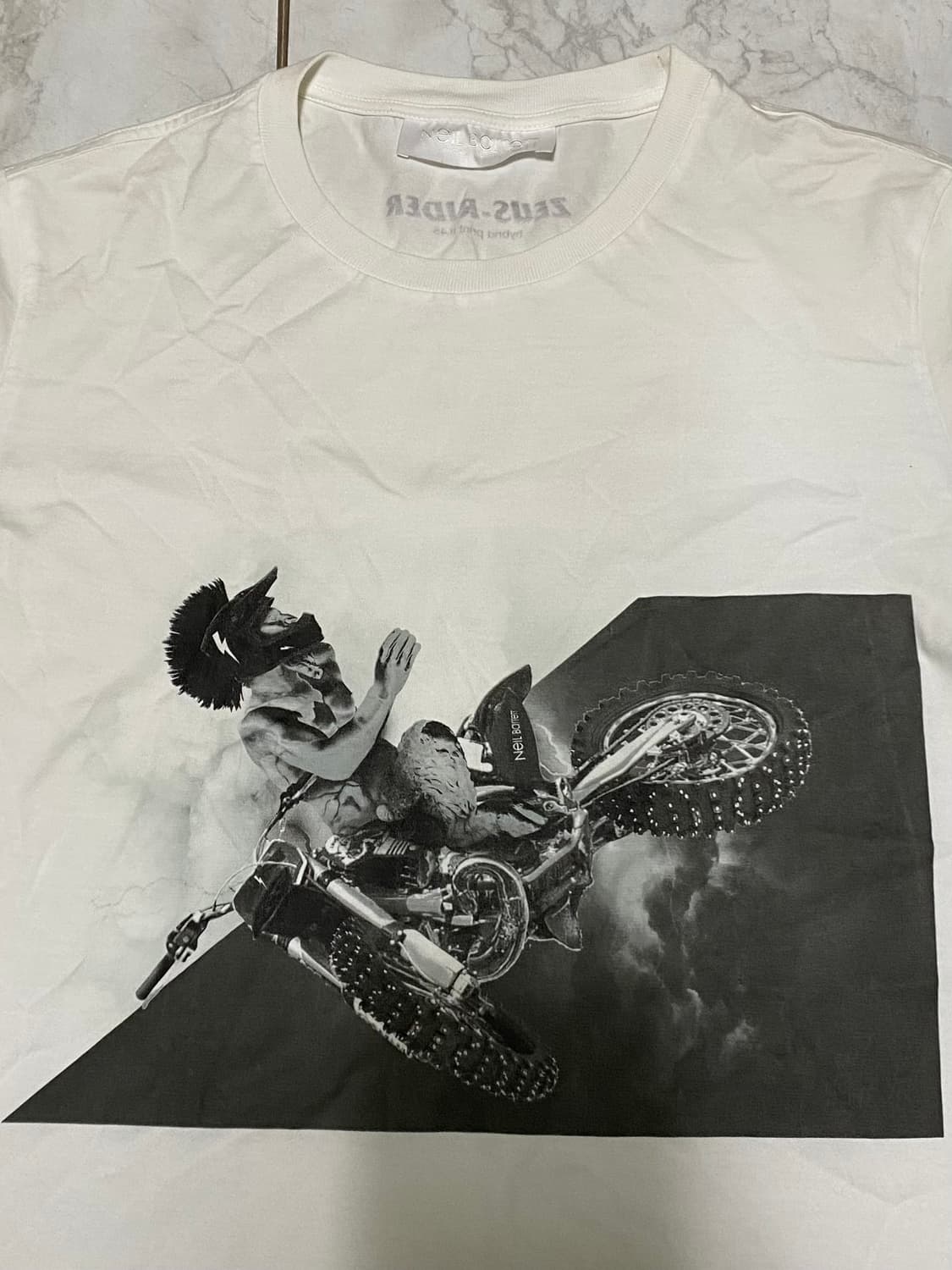 닐바렛 반팔 티셔츠 사이즈 95 상품이미지3