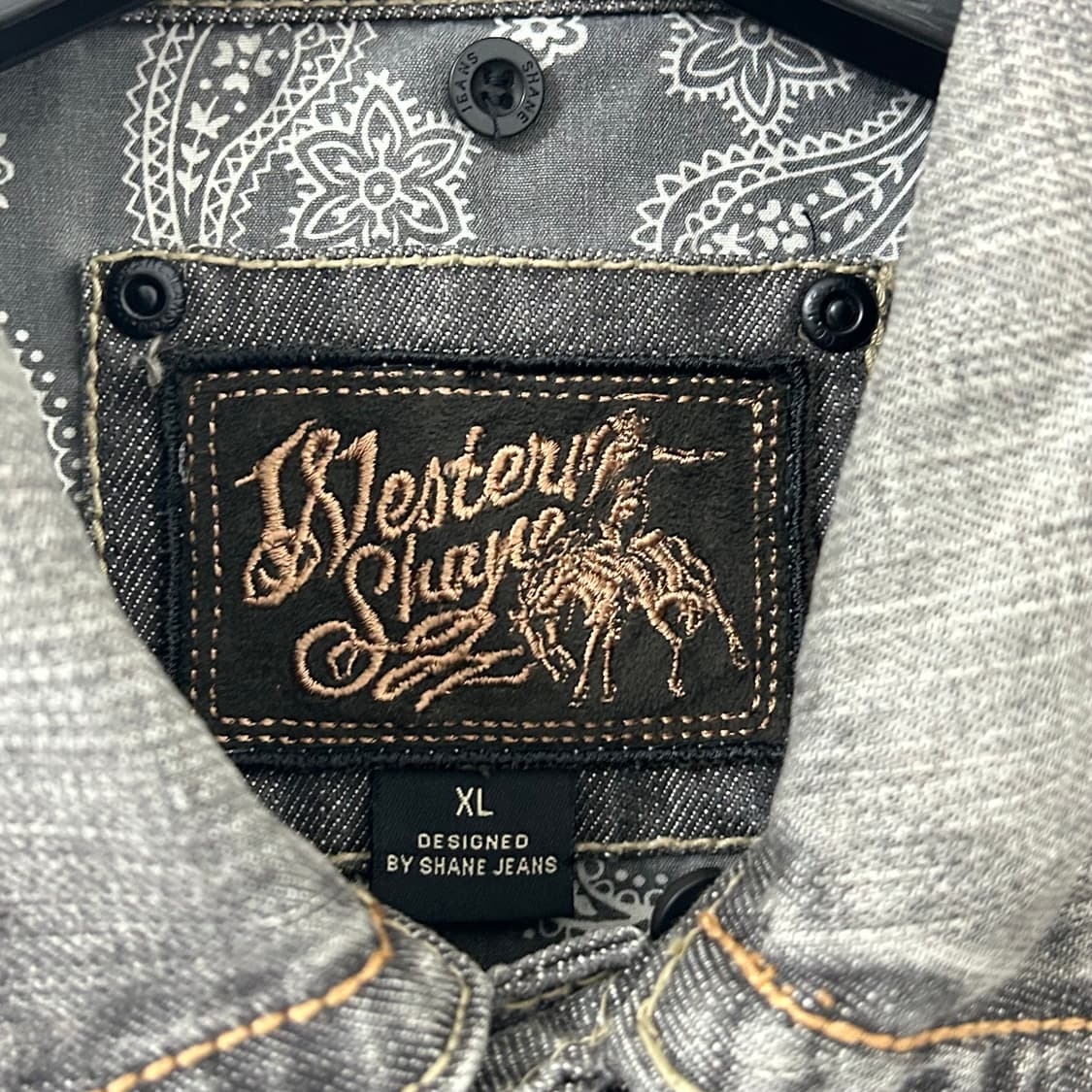 Shane Jeans 흑청 데미지 데님 자켓 상품이미지8