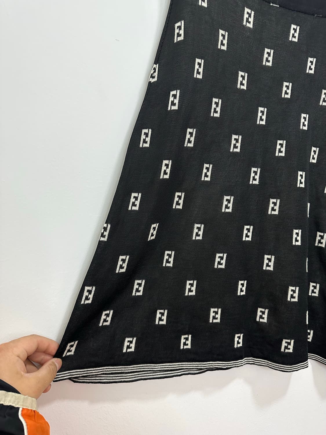 00s 펜디 주카 FF 모노그램 패턴 니트 미디 스커트 상품이미지8