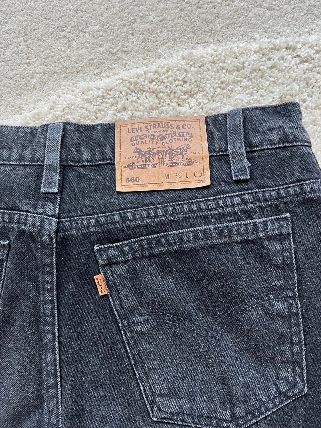 90s Levi's 560 오렌지탭 블랙 데님 쇼츠 (31-33) 상품이미지10