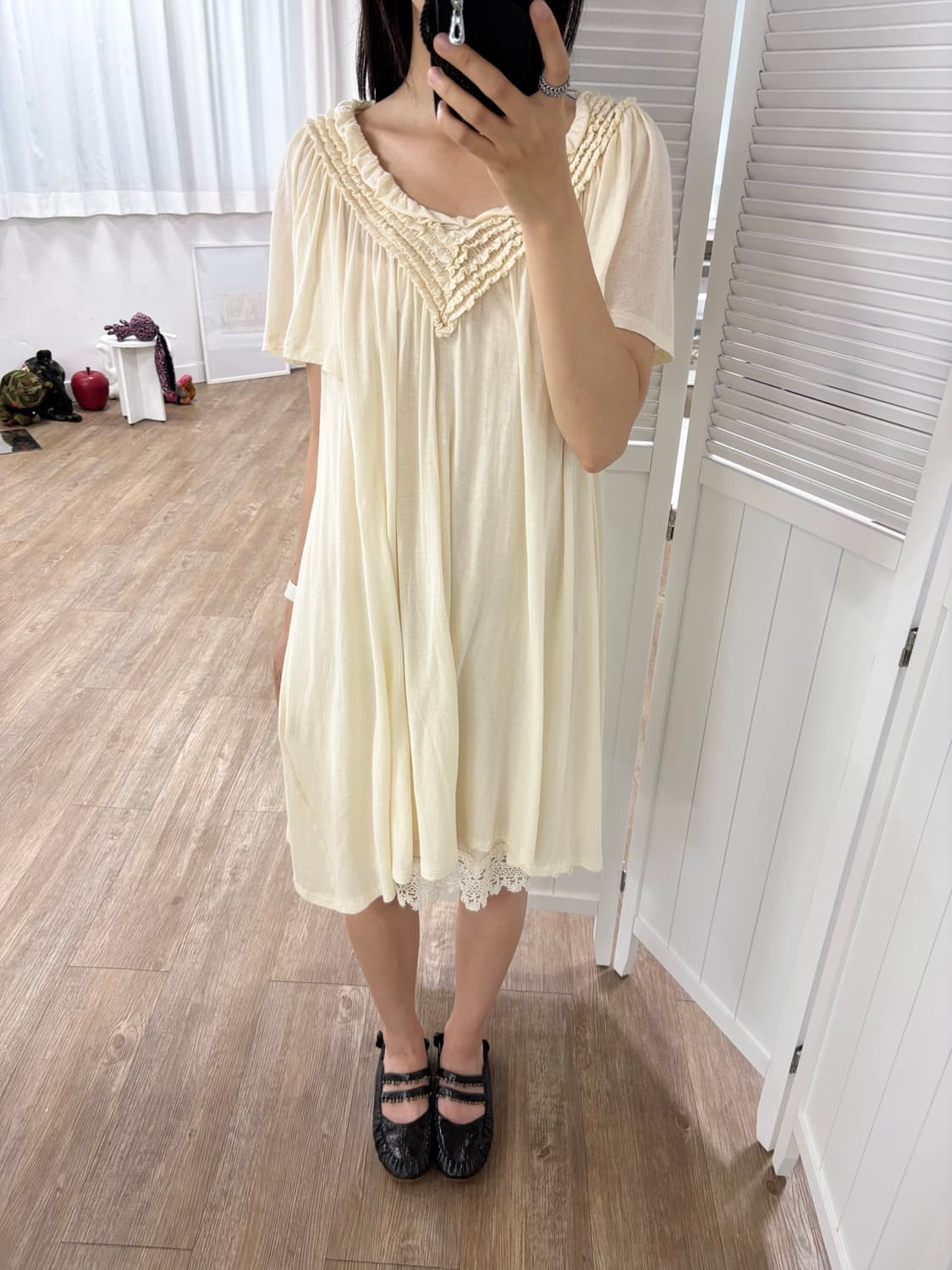 수나오 쿠와하라 넥프릴 원피스 상품이미지6
