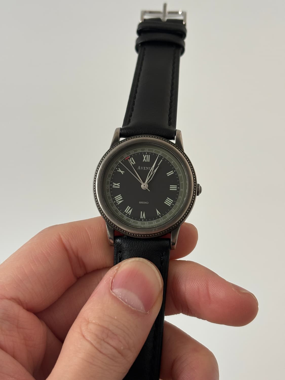 1990s Avenue Coin Bezel Black Quartz 상품이미지1