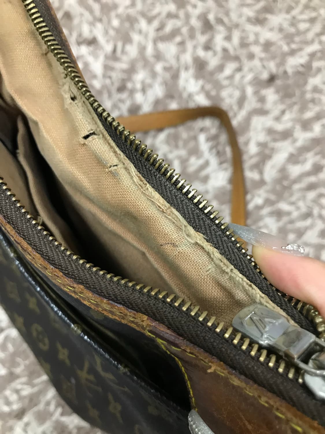 루이비통 상품이미지6