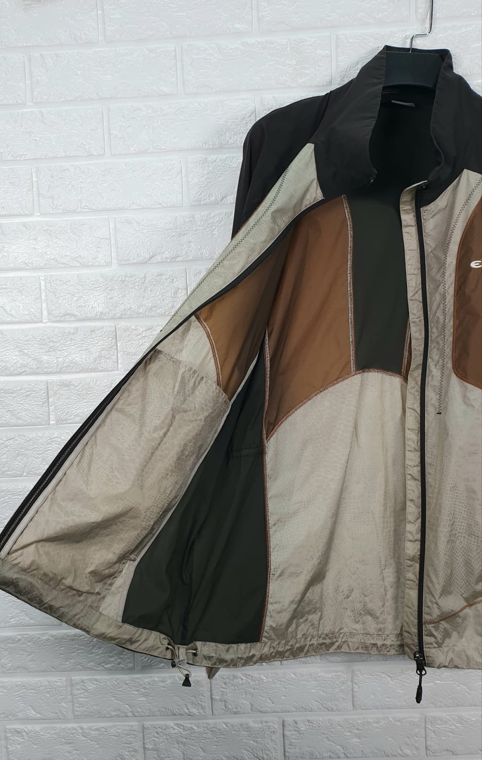 [100]아이더 경량 바람막이 상품이미지4