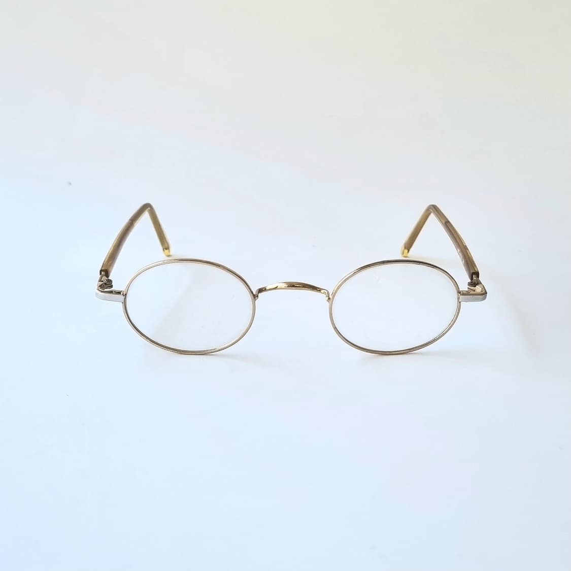데드스탁 클래식 오벌 골드 메탈 콧등 안경테 상품이미지1