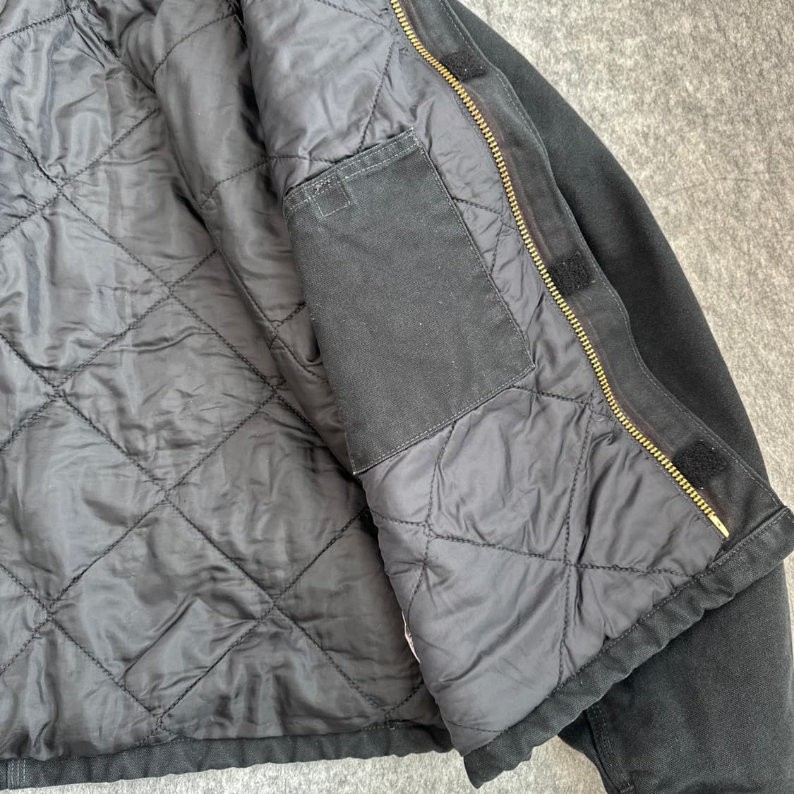 XL 칼하트 J002 블랙 자켓 상품이미지6