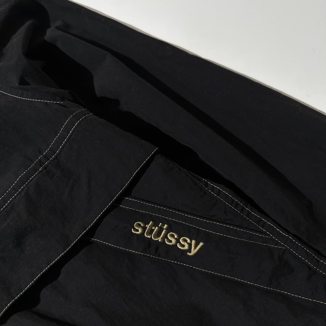 스투시 콘트라스트 스티치 풀오버 하프집업 후드 아노락 상품이미지6