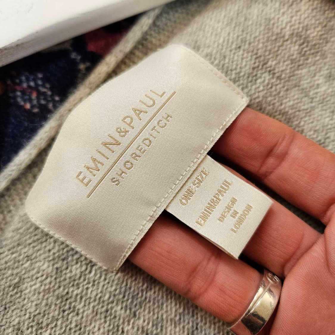 에민앤폴(Emin&Paul) 캐시미어 울 혼방 루즈핏 롱 가디건 상품이미지6