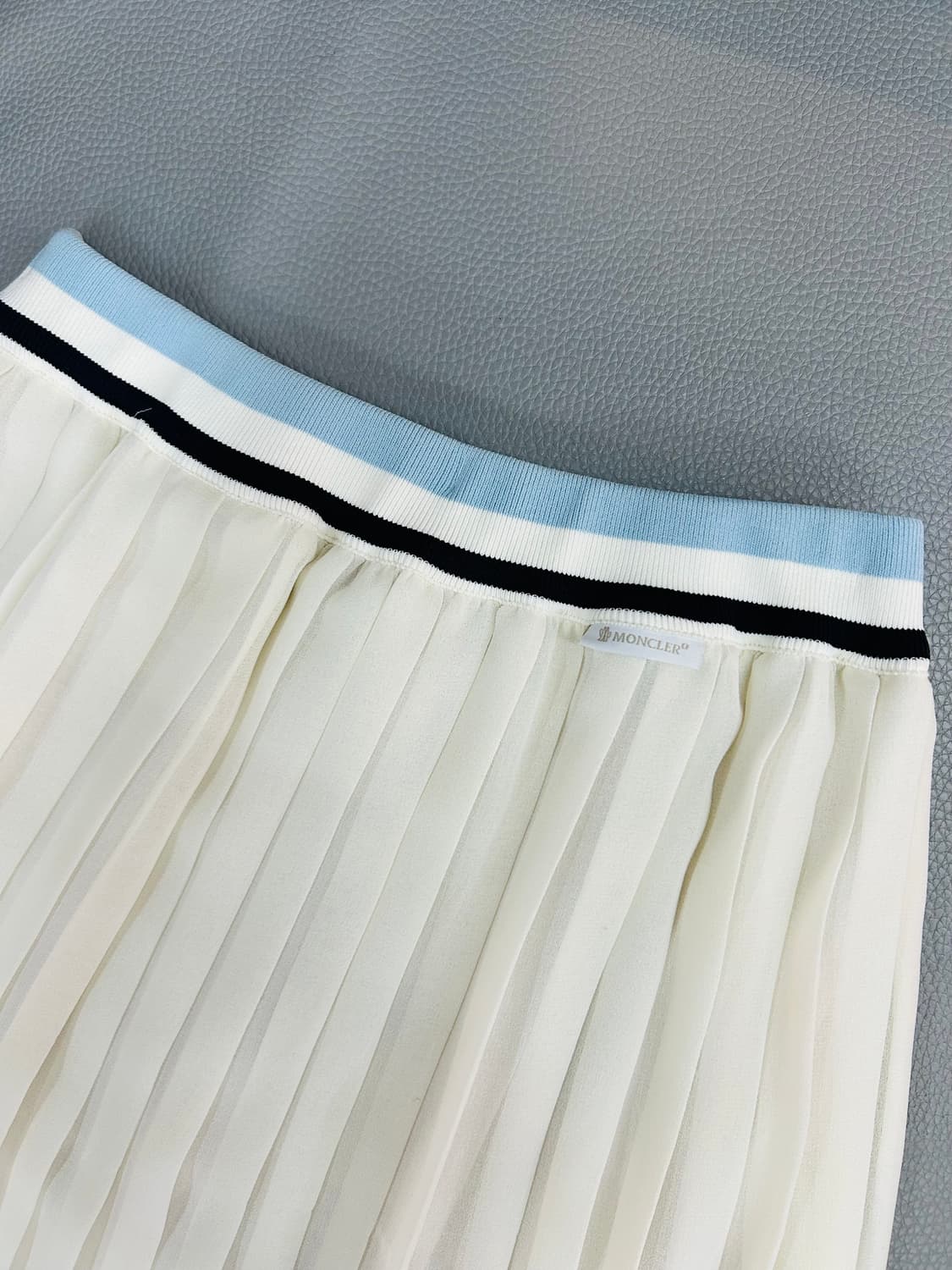몽클레어 플리츠 로고 미디 스커트(38) 상품이미지7