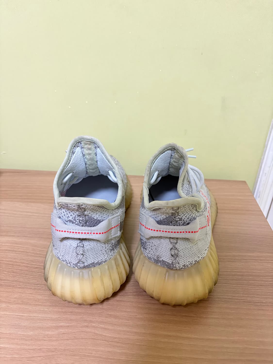 이지부스트 350 V2 블루틴트 265 상품이미지2