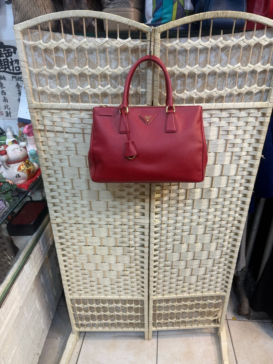 정품 프라다 사피아노 럭스백 팝니다 상품이미지1