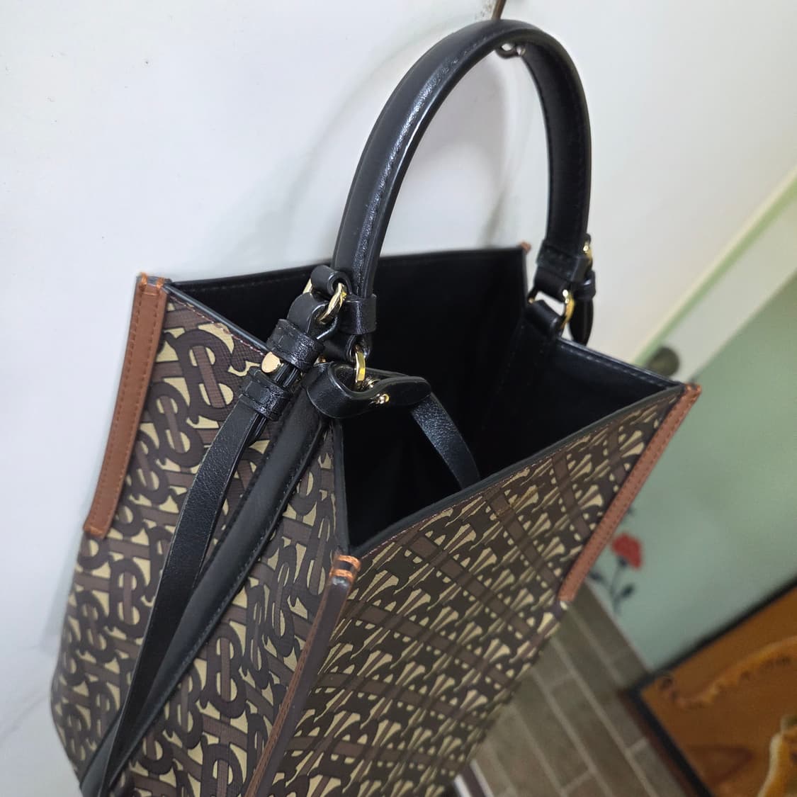 버버리 버킷 2way 상품이미지5