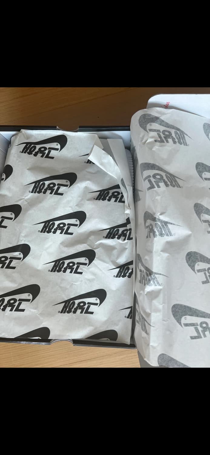 지디 피마원 나이키 파라노이즈 3.0 새제품 팝니다 상품이미지2