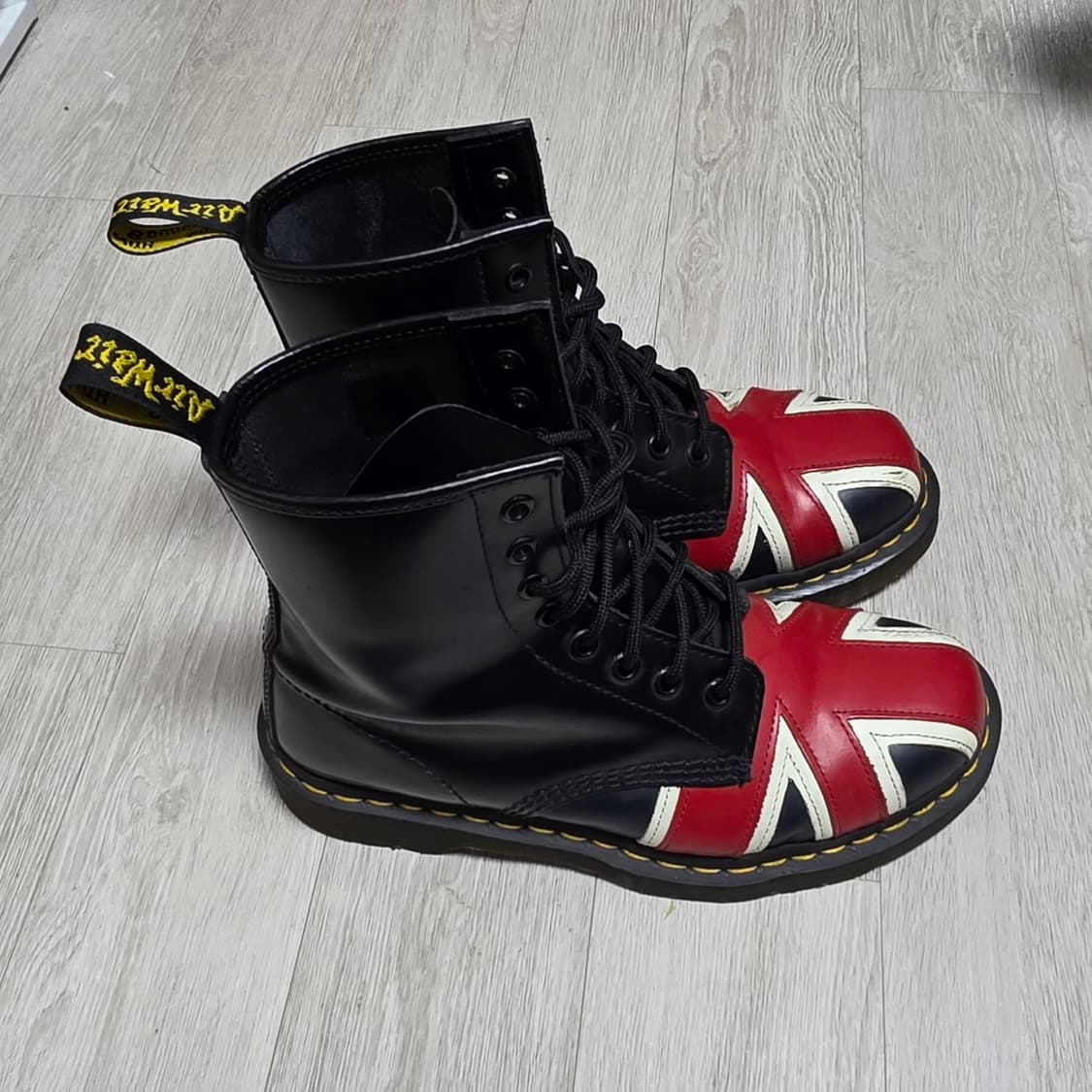 닥터마틴 유니온잭 부츠(240) 상품이미지3