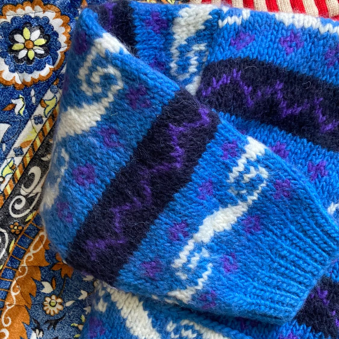 오버핏 나바호 파도 패턴 울 헤비니트 크롭 스웨터 버튼 가디건 상품이미지3