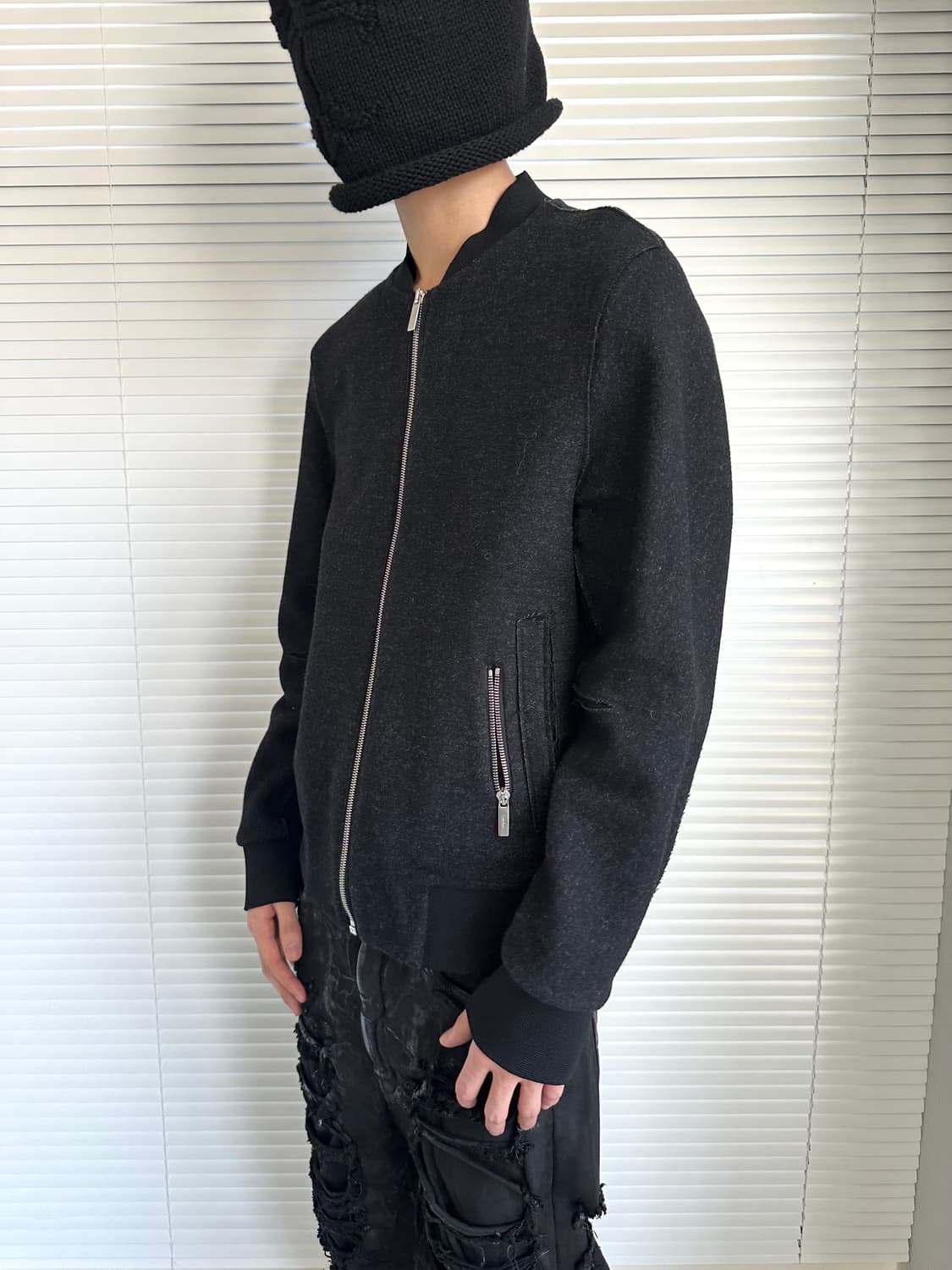 캘빈클라인 디스트로이드 슬래시 봄버 자켓 상품이미지1