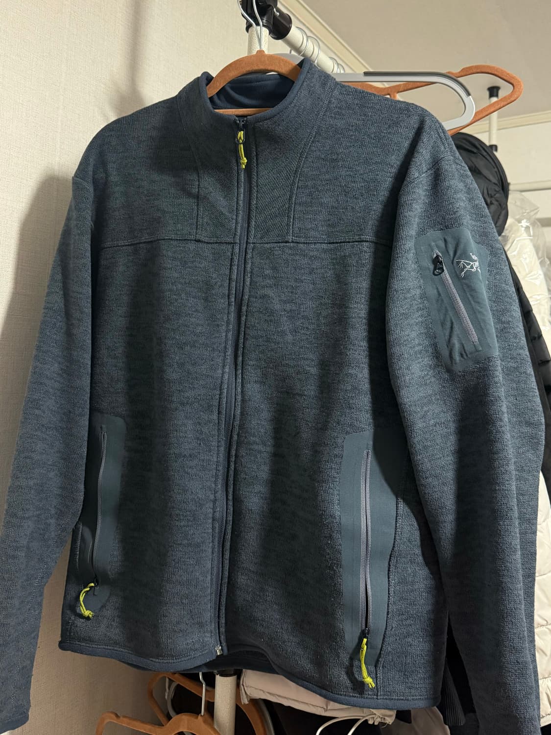 아크테릭스 커버트 가디건 상품이미지1