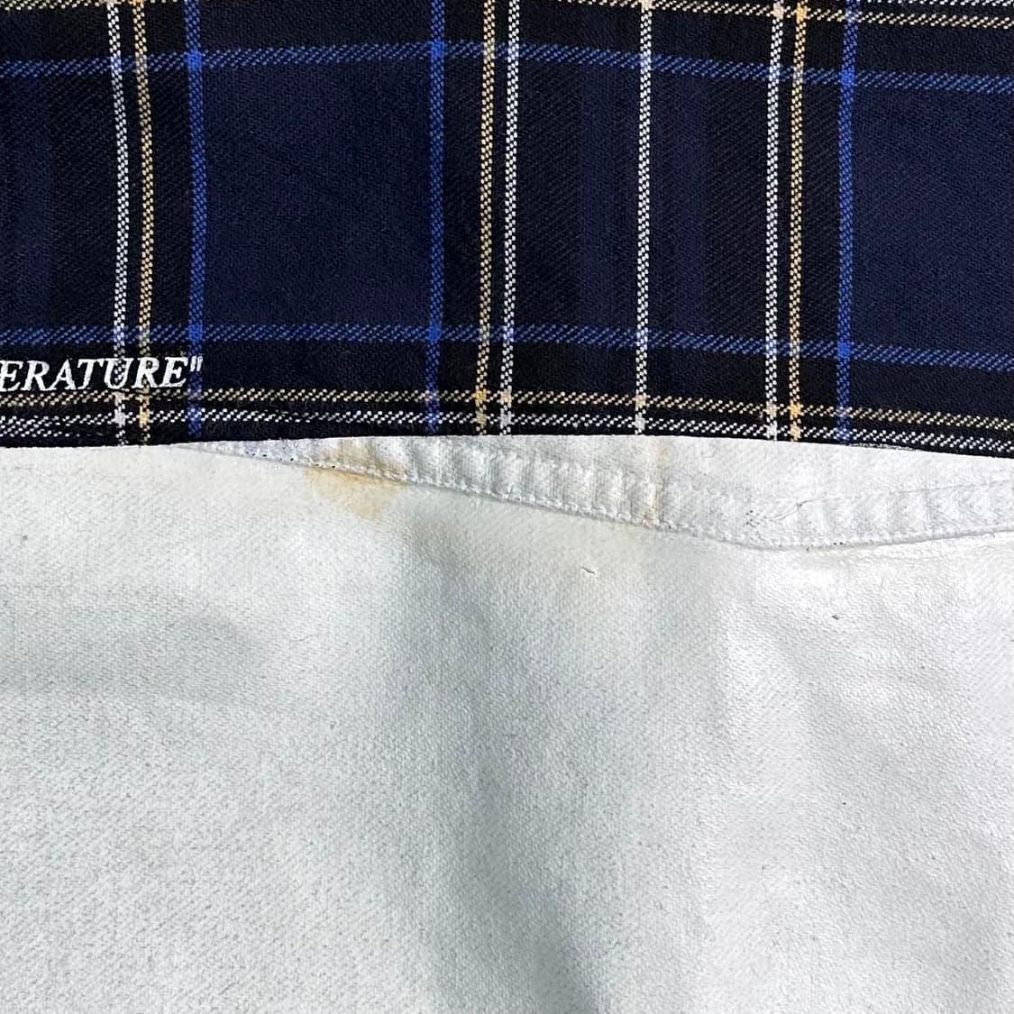 오프화이트 에로우 체크 셔츠   상품이미지8