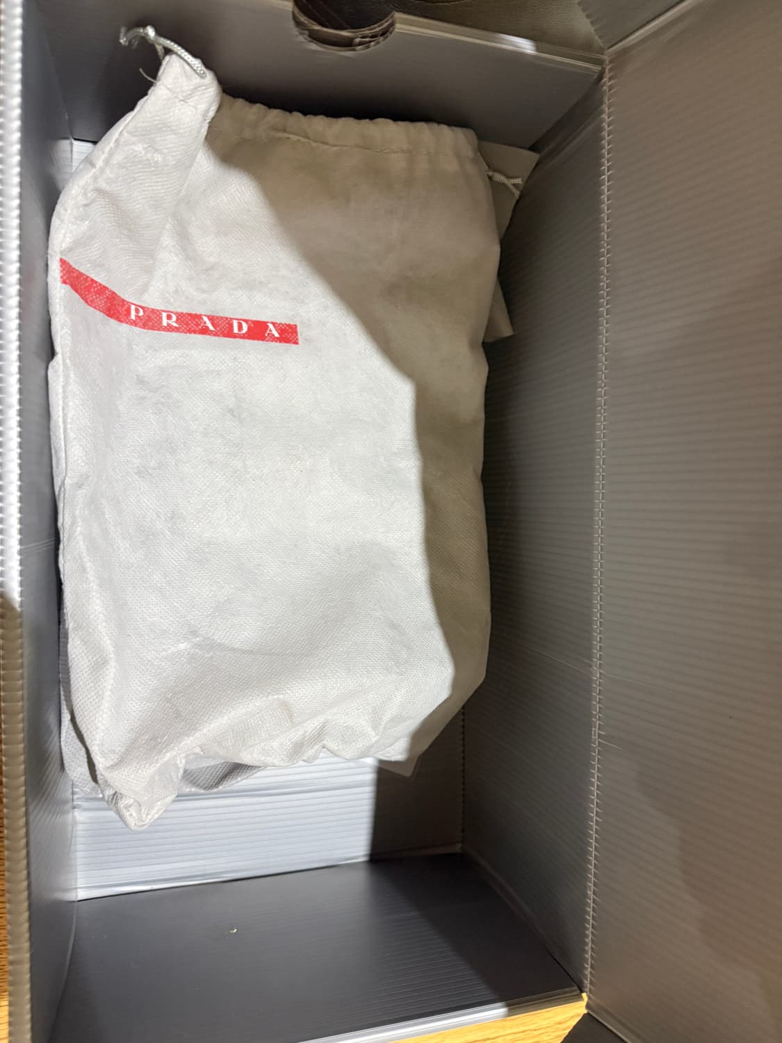 프라다 로우탑 스니커즈 상품이미지5