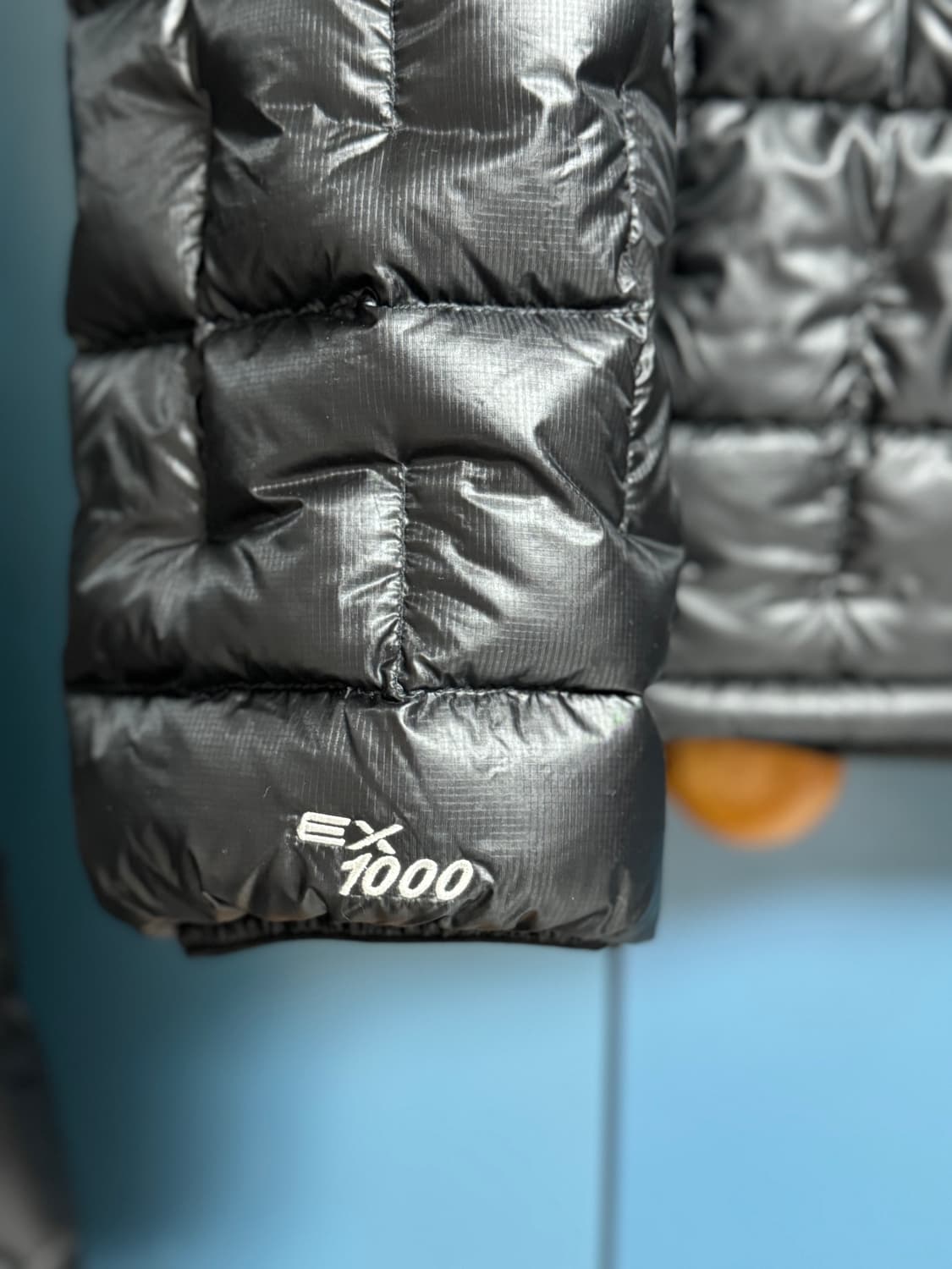 몽벨 플라즈마 1000 다운 자켓 블랙 상품이미지3