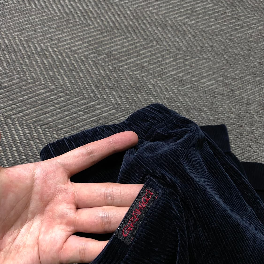 그라미치 루즈 테이퍼드 코듀로이 팬츠 GRAMICCI 상품이미지1