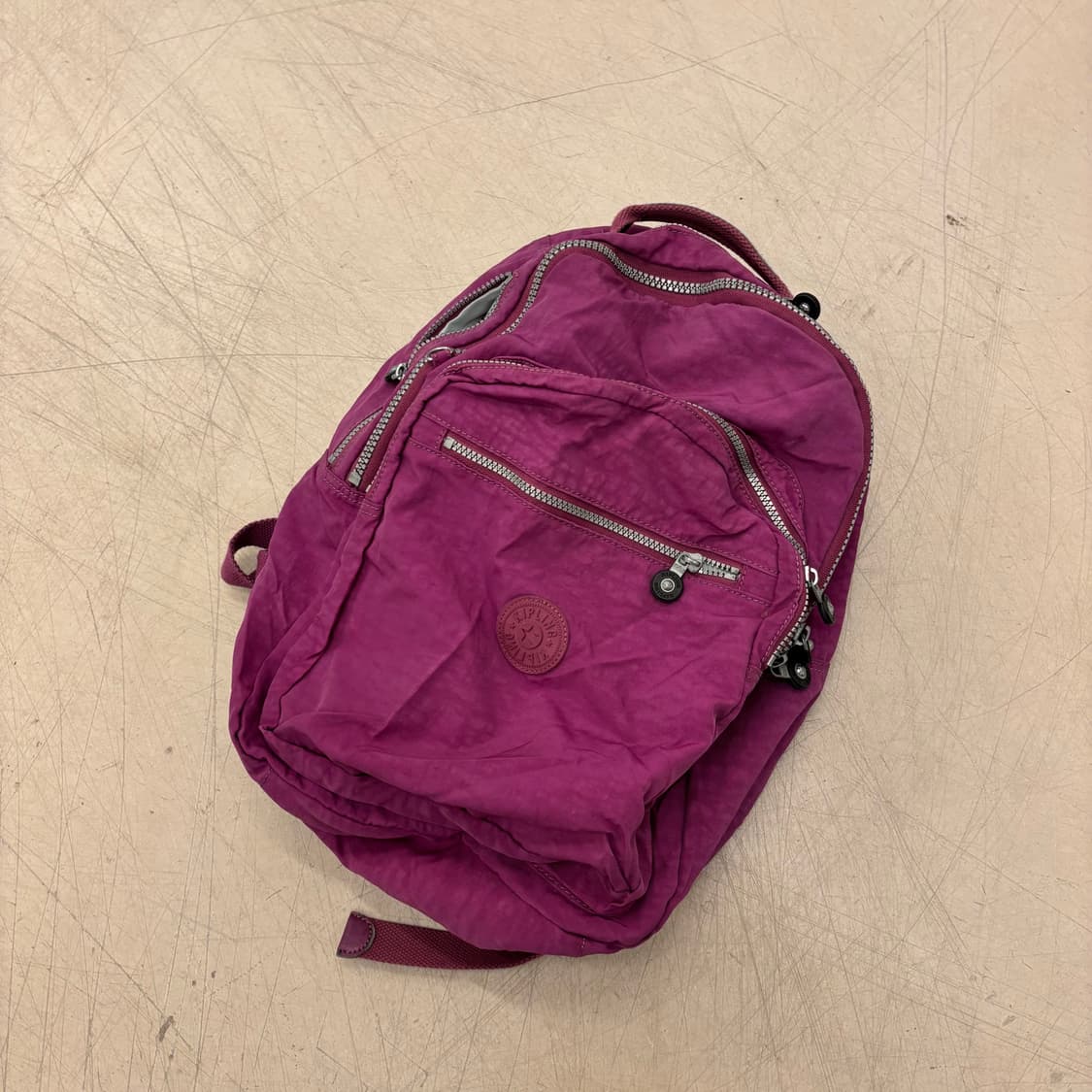 키플링 퍼플 백팩 상품이미지1