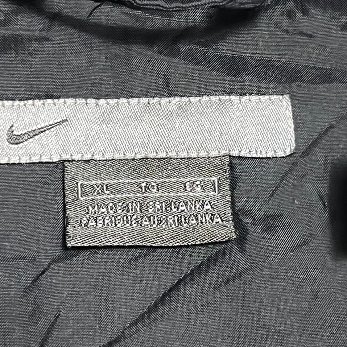 XL 나이키 미들라인 후드 바람막이 상품이미지3