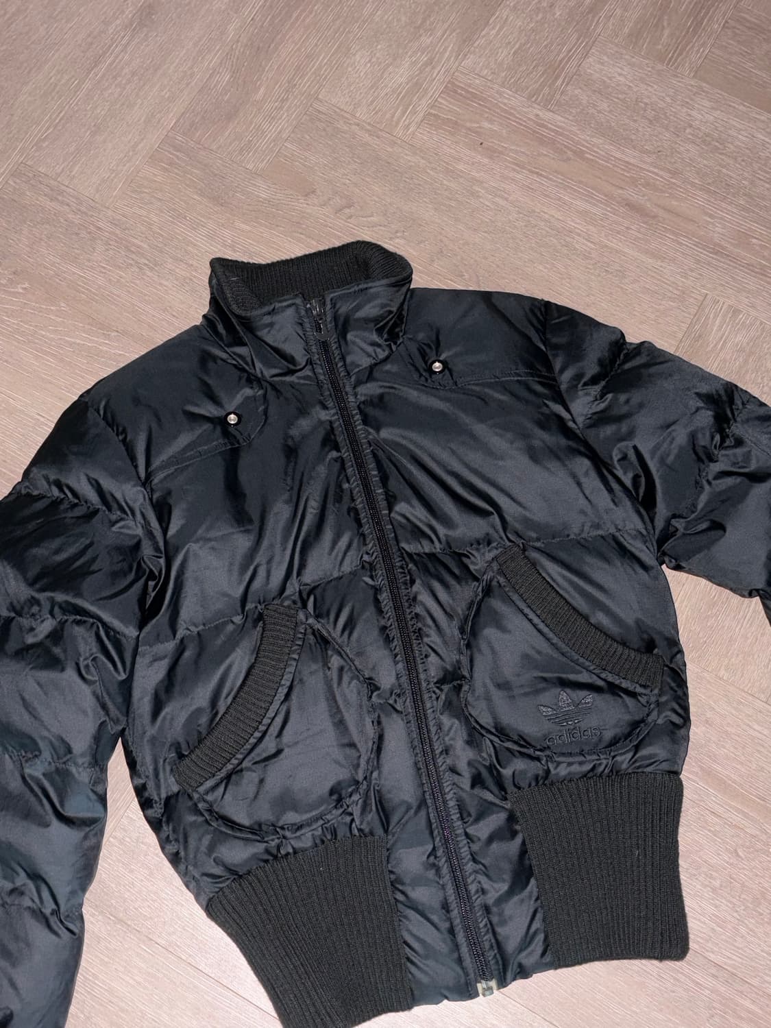 아디다스 봄버 숏패딩  상품이미지1