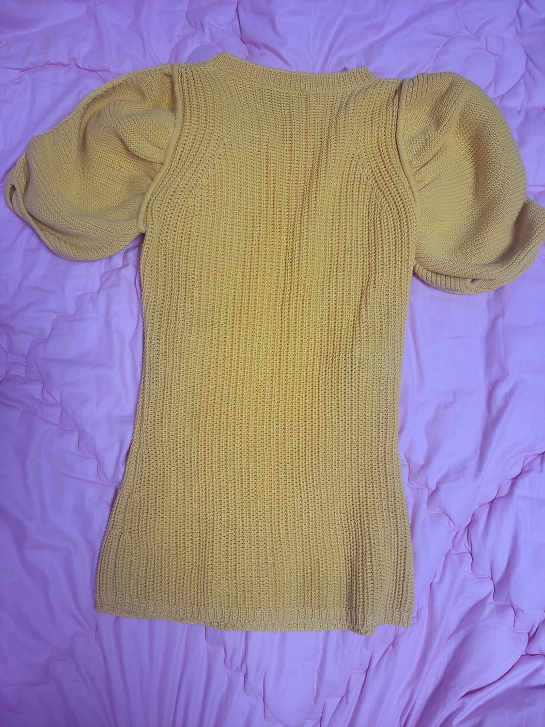 정품)급처상태좋음!펜디 어깨셔링 러블리 반팔 니트 스웨터 40사이즈 상품이미지8