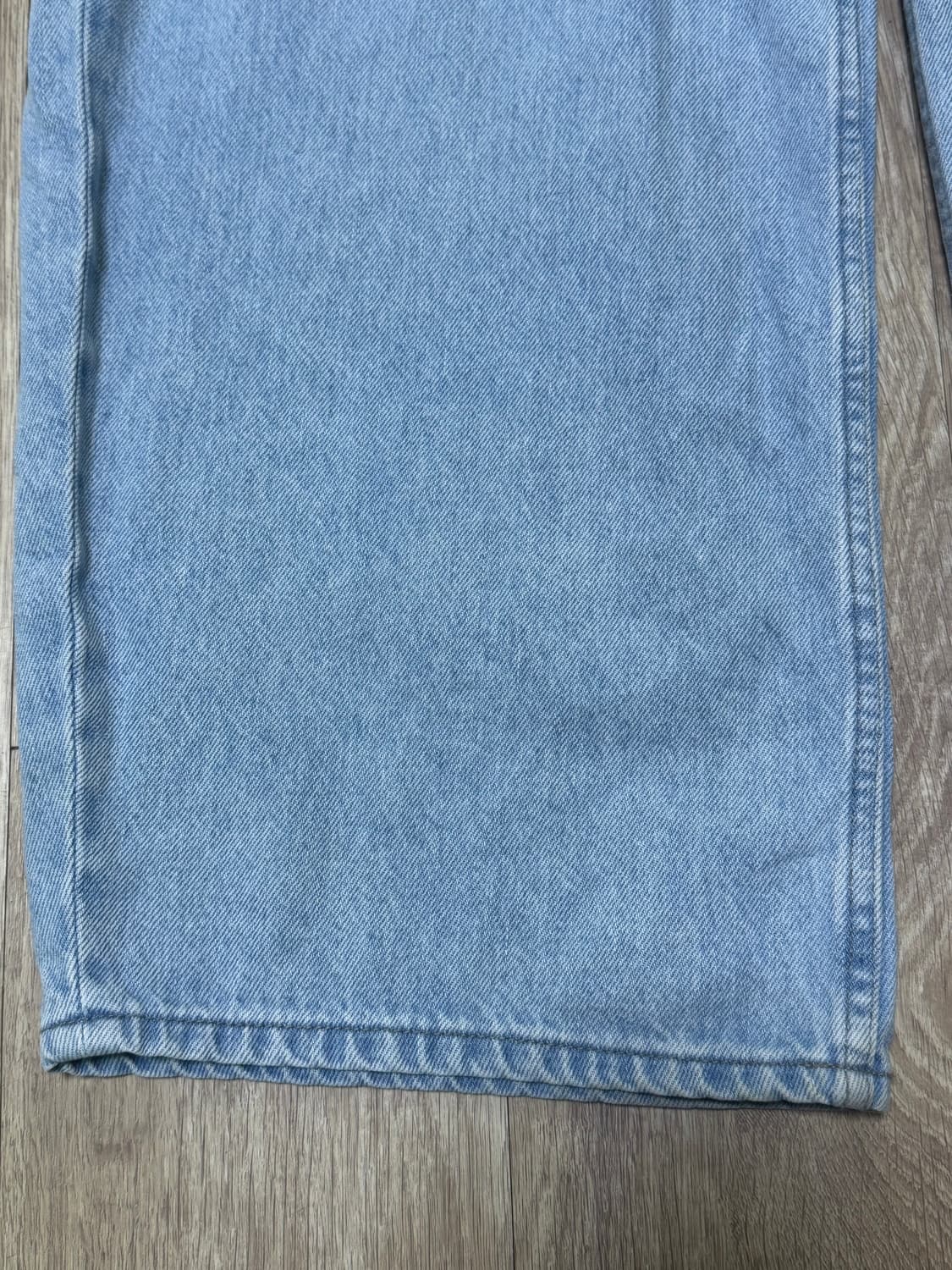 유니클로 배기커브진 연청 26 상품이미지4